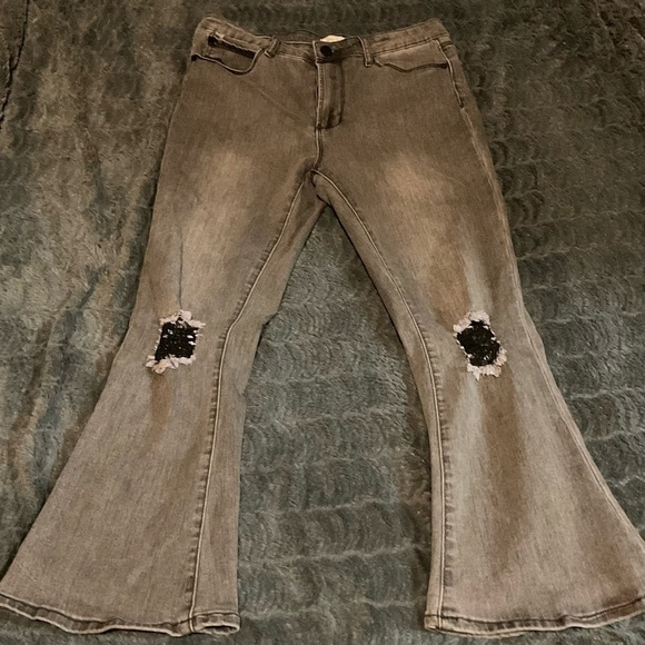 KENDALL & KYLIE kouture High Rise Ripped Crop Flare Leg Melrose 11/12 Junior - Picture 1 of 4